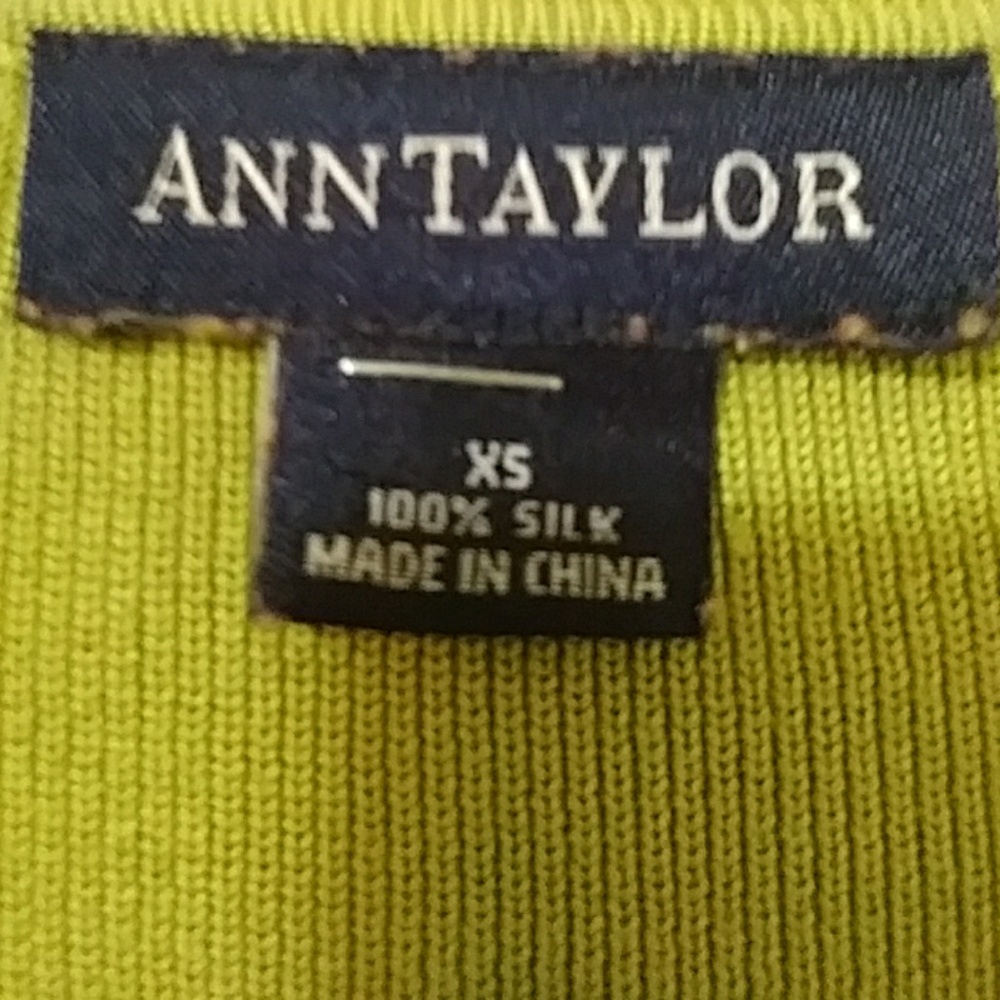 Sweater - Picture 2 of 3